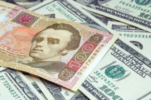 Бестрейт: актуальный курс доллара к гривне