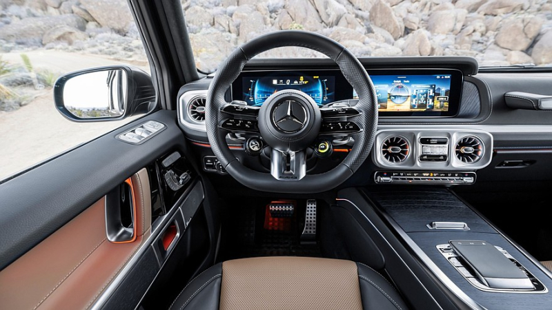 Обновлённый Mercedes-Benz G-Class: девальвация индекса G 500 и «прозрачный» капот