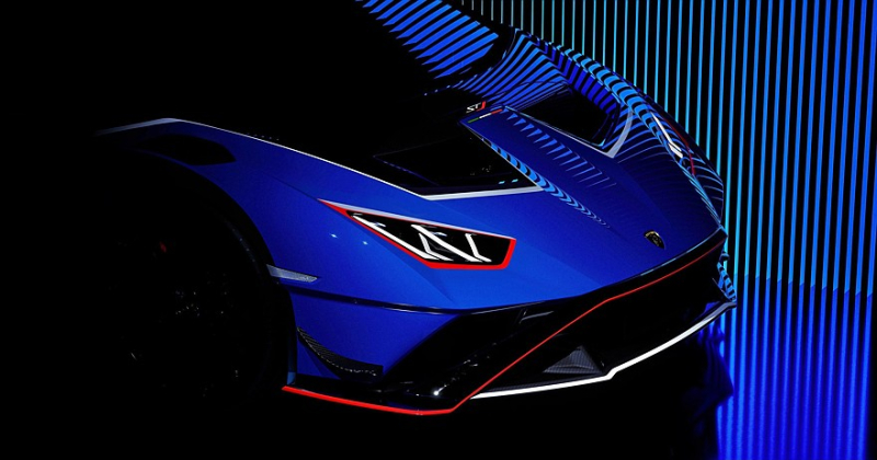 Lamborghini Huracan STJ: лебединая песня атмосферного V10 в эффектной «обёртке»