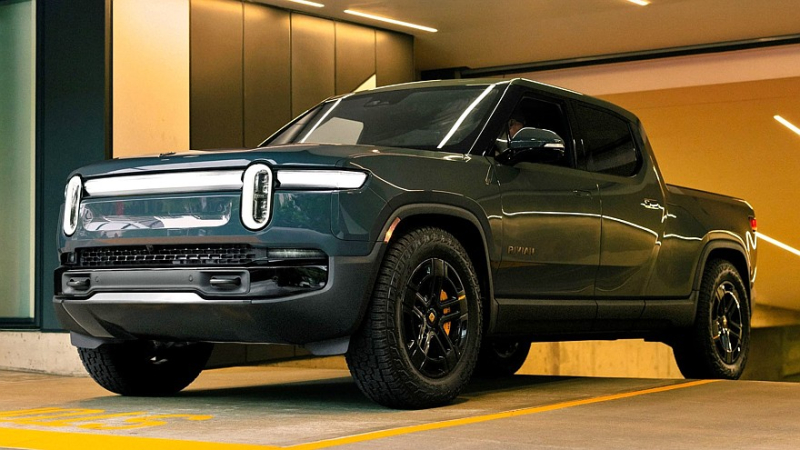 Обновлённые Rivian R1S и R1T: короче проводка, мощнее двигатели, больше запас хода